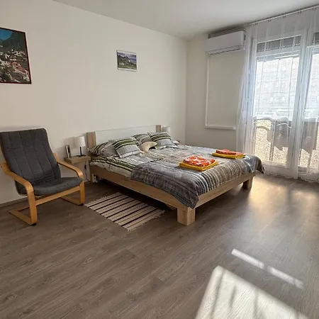 Appartamento Marti Szep Apartman *